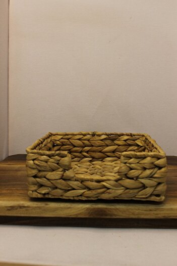 HANDSOME Wicker Napkin Holder