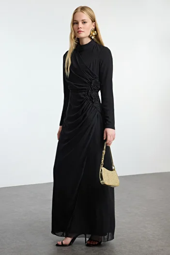 Trendyol Modest Šifonové černé květinové večerní šaty - Tctss24Db00064