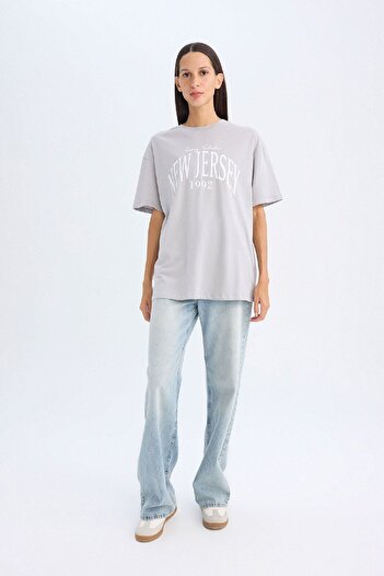 DeFacto Oversize Wide Fit Crew Neck Printed Short Sleeve T-Shirt D5278Ax24Au