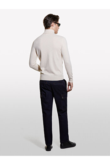 Sisley Men's Cream Cashmere Blended Stand Collar Sweater