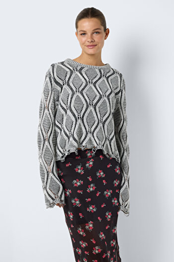 Noisy May Pre100 Model Pullover Knit Fem