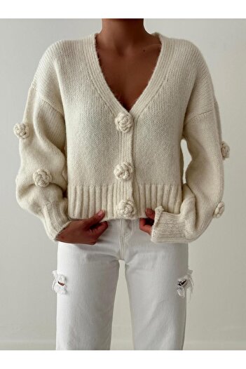 fujya Balloon Sleeve Rose Embroidered Knitwear Cardigan