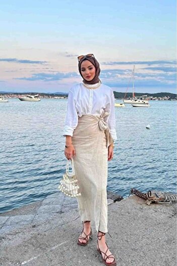 La Querta Stone Colored Linen Skirt - Bow Tie