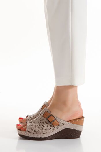 İLOLİCA Orthopedic Wedge Heeled Genuine Leather Women's Slippers - Soft Sole