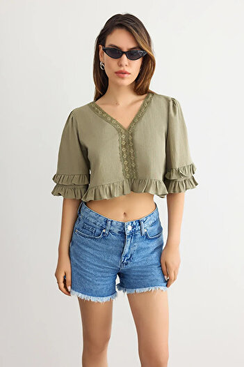 Hiccup V-Neck Crop Blouse - Flywheel Detail