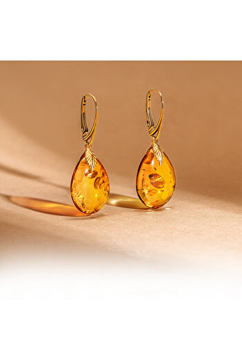 Amber by Mazukna Bal Sarısı Damla Kesim Kehribar Küpe, 925 Gümüş Altın Kaplama Kilit, Genç, Sertifikalı