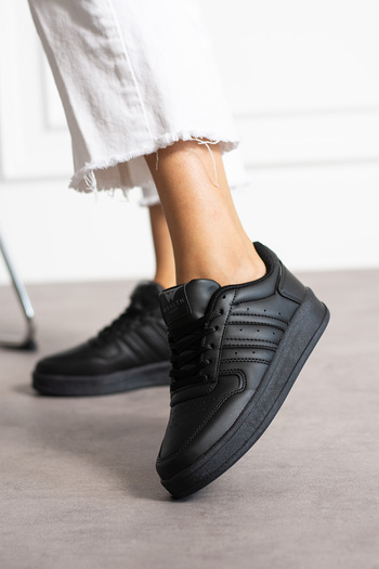 en7 Black Unisex Sneaker JH176