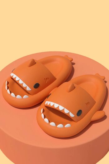 Reyo Hipnotico Shark Slippers Shark Slides