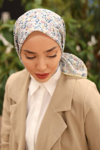 Silk Home Carnation Pattern Soft Cotton Scarf