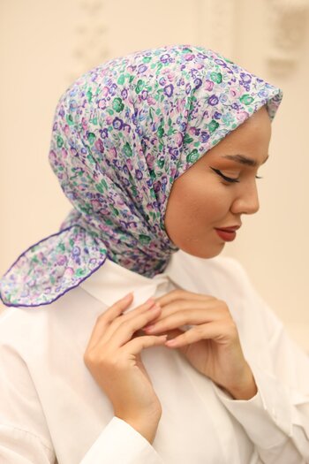 Silk Home Soft Cotton Carnation Patterned Scarf