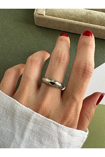 ringbox Gümüş Renk Yıldız Motifli İnce Bombeli Yüzük