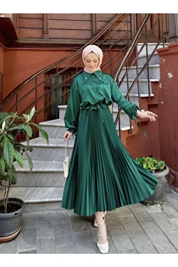 HENZA PLEATED SKIRT