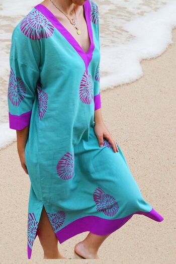 Işin Tasarım Koton V-Neck, Three-Quarter Sleeve, Side Slits, Handmade Printed Dress