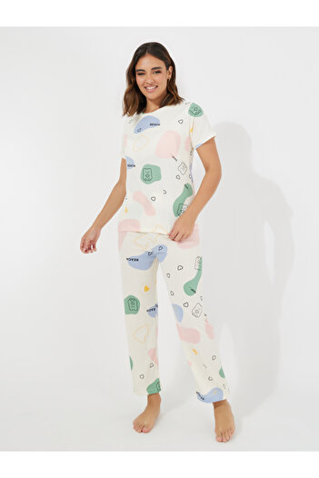 Take Two By Styli AOP Print T-Shirt and Pyjama Set