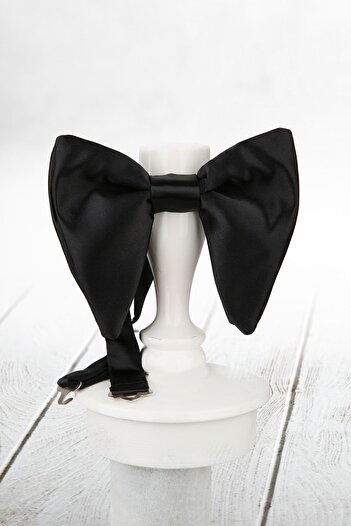 La Pescara Black Satin Bow Tie SP42
