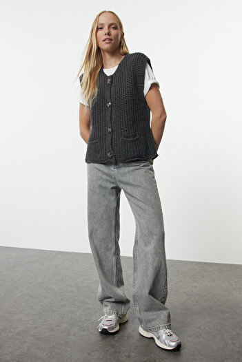 Trendyol Collection Anthracite Crew Neck Fitted Vest Twoaw25Ye00027