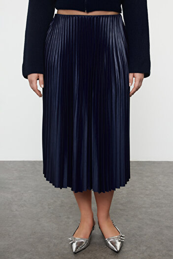 Trendyol Curve Πλισέ Navy Blue φούστα - Ευέλικτο καουτσούκ TBBAW25AZ00013