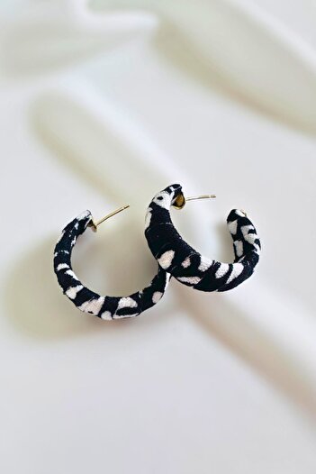 PETEK AKSESUAR Zebra Fabric Hoop Design Earrings