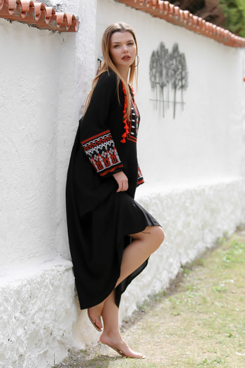 Chiccy V-Neck Embroidered Black Tassel Balloon Sleeve Casual Dress