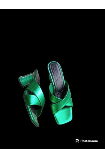 İpek women's transparent painted heels