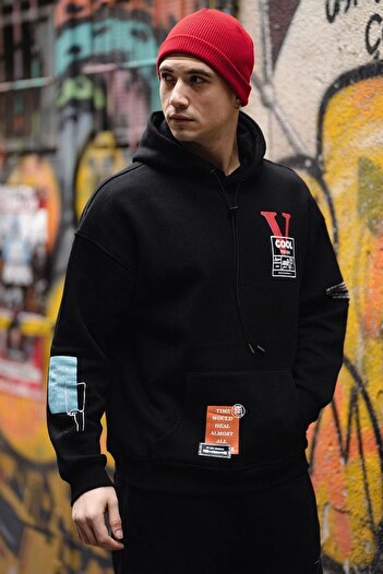 HYPERS V Cool Printed Black Hooded Oversize Sweatshirt