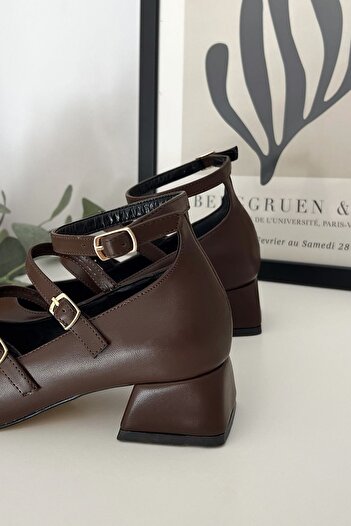 POLKA STORE Women's Mary Jane Brown Closed Back Three-Stripe Square Toe Helmet Low Block Heeled Shoes