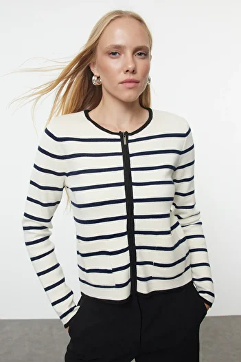Trendyol Collection Ecru Knitwear Cardigan - Wide Fit, Soft Texture, Jacket Look Twoaw25Hi00311