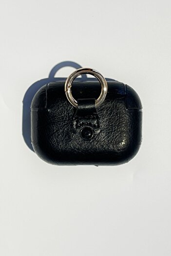 hey lori - Black Eye Detailed Apple Pro Case