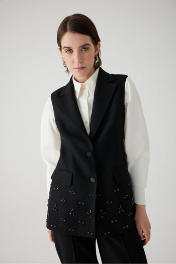 Exquise Black Embroidered Detailed Vest