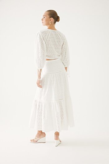 Exquise Waist Tie Lace Look Shirt
