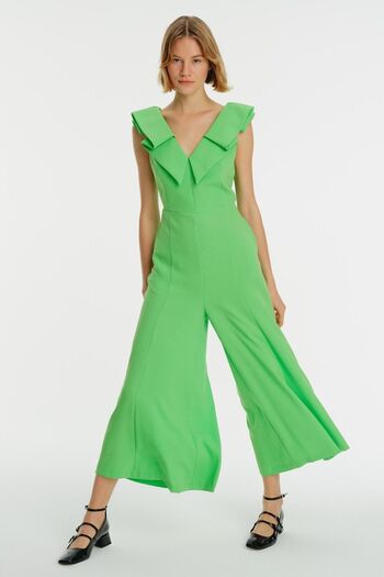 Exquise Sleeveless V-Neck Wide Leg Jumpsuit