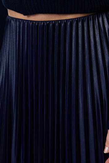 Trendyol Curve Πλισέ Navy Blue φούστα - Ευέλικτο καουτσούκ TBBAW25AZ00013