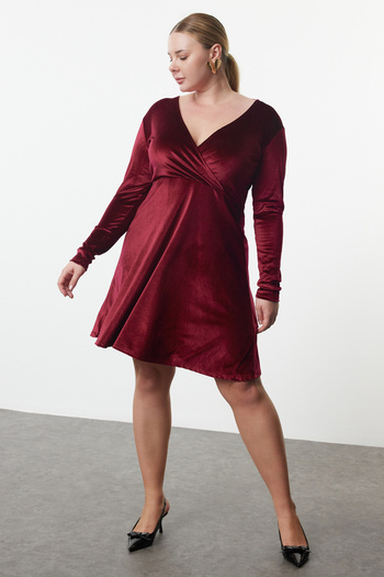 Trendyol Curve Burgundy Velvet Knitted Plus Size Dress Tbbaw23Ah00117