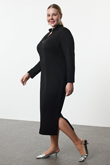 Trendyol Curve Plus Size Black Maxi Dress - Zip Collar, Knitted Sweatshirt Tbbaw25Ah00077