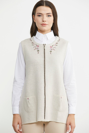 Sementa Stone Colored Zippered Wool Knitwear Vest with Embroidery Detail
