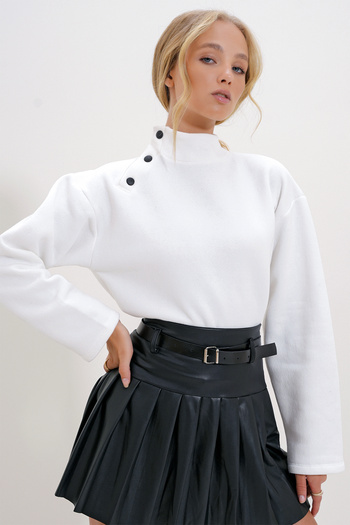 Trend Alaçatı Stili Dámská mikina White Stand Collar Snap Closure - ALC-X12479