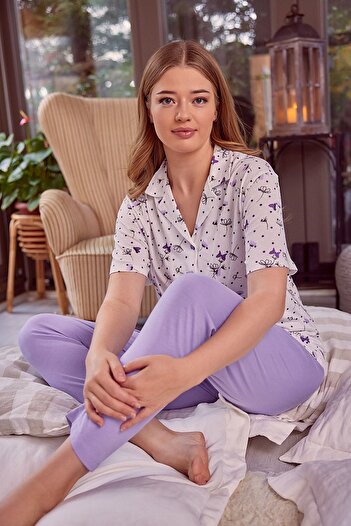 Zeyland Women's Buttoned Short Sleeve Pajama Set