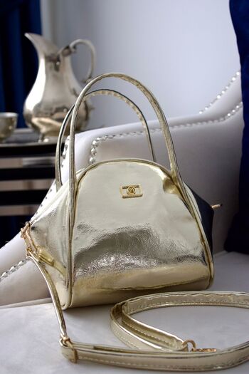 mossi Gold Crinkled Patent Leather Gold Faux Leather Women's Hand and Shoulder Bag