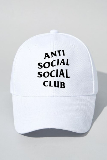 GOSSİP TEAM Anti Social Club - Дизайн білої кепки