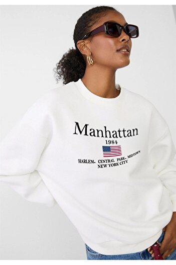 The Champ Clothing Manhattan 1984 Text Printed - Crew Neck White Oversize φούτερ