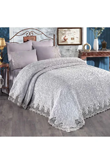 Golden Home Banu French Laced Double Bedspread Blanket Set