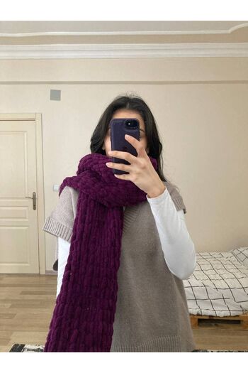 Moda Biçer Пухнастий шарф з капюшоном, в'язаний вручну
