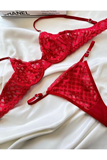 BELINGE Lace Chain Detailed Underwire Bra Panty Set