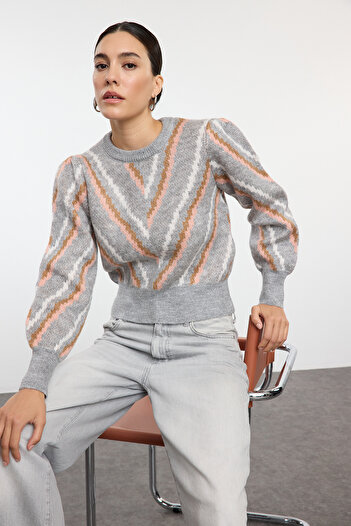 Trendyol Collection Πλεκτό πουλόβερ σε γκρι απαλή υφή - TWOAW24KZ00798