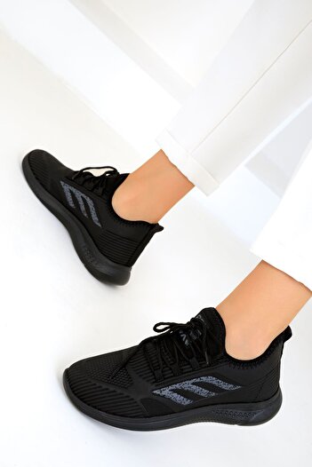 SOHO Women's Sneaker 19544 - Black Black