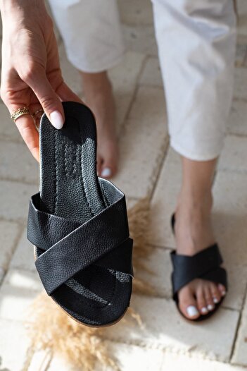 star shoes Γυναικείες καλοκαιρινές παντόφλες χιαστί