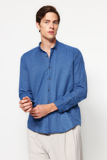 Trendyol Collection Zimní indigová Slim Fit košile – límec na knoflíky TMNAW20GO0094