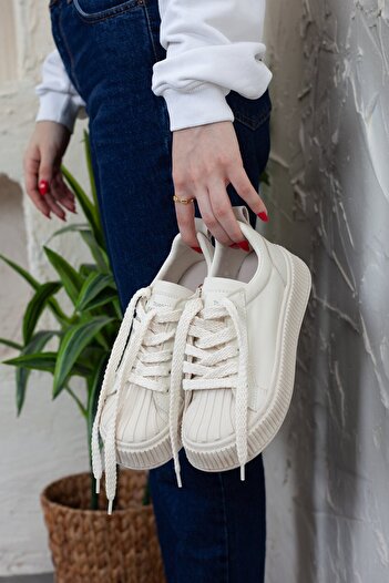 Adım Adım Kadın Kalın Tabanlı Bej Renkli Sneaker