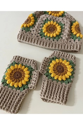 El örgüsü Sunflower Patterned Crochet Women's Beanie Gloves Set - for Crochet