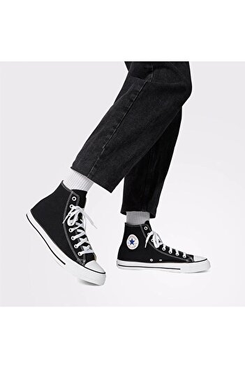 Converse Chuck Taylor All Star - Unisex Black Casual Shoes